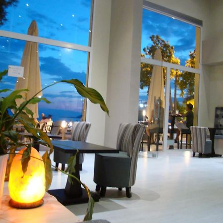 Maravellia Art hotel Loutra Edipsou  Extérieur photo