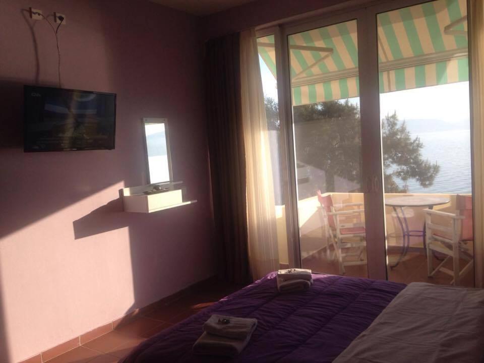 Maravellia Art hotel Loutra Edipsou  Extérieur photo